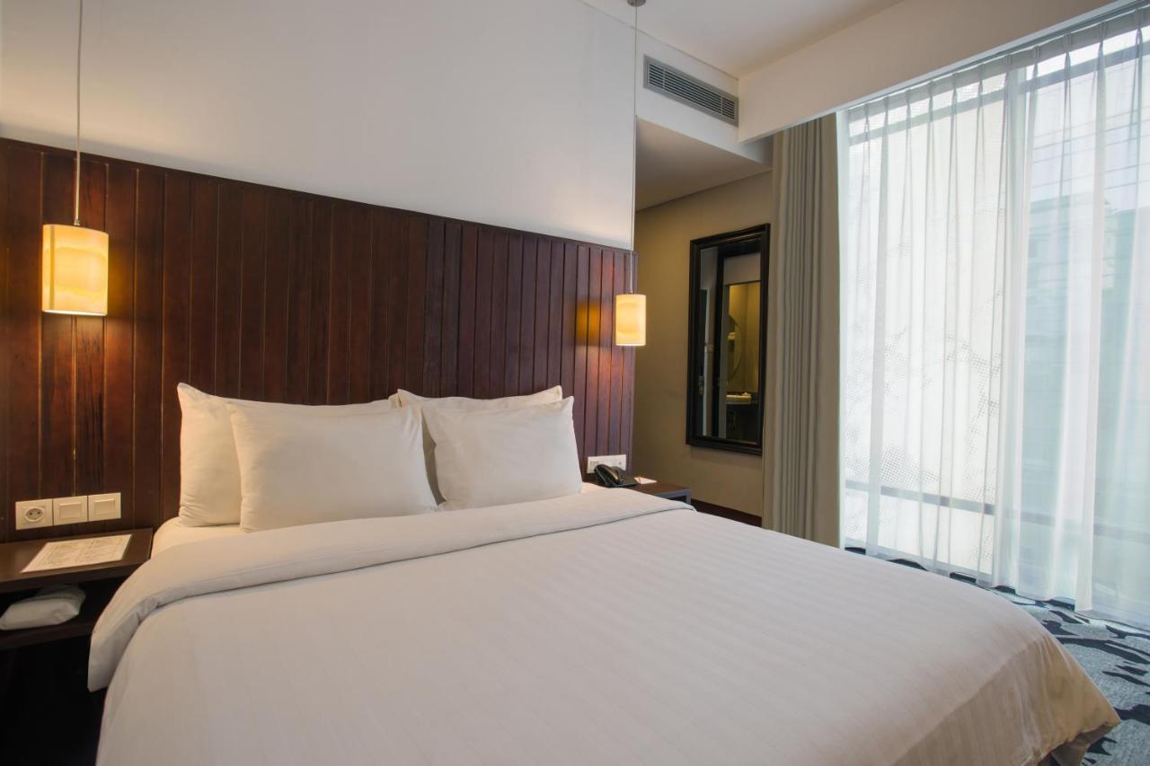Liberty Hotel Thamrin Джакарта Экстерьер фото